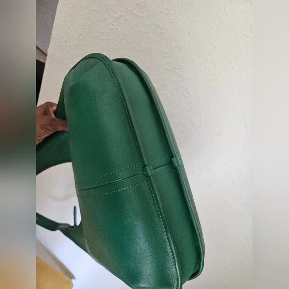 Coach Ergo 33 - Picture 4 of 7